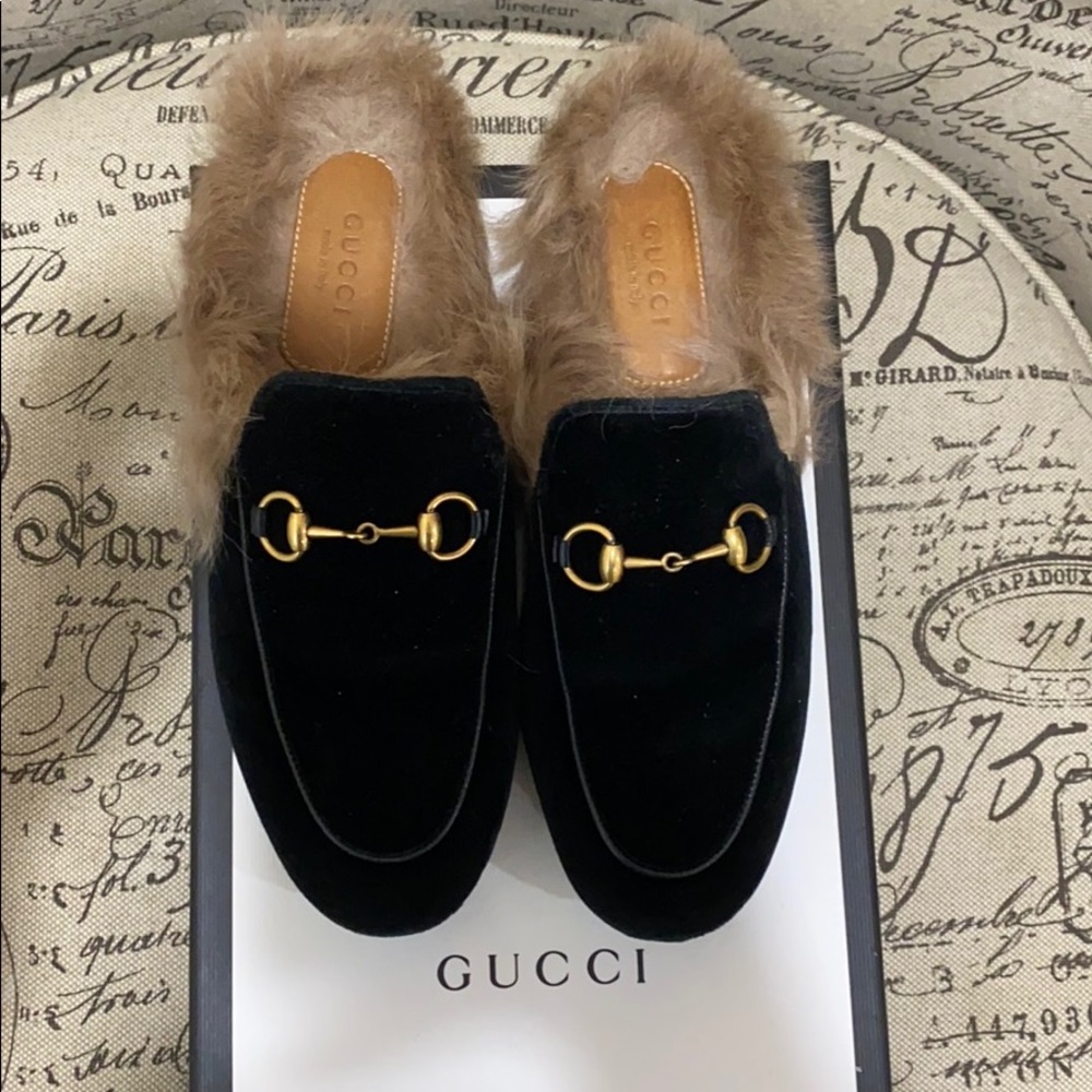 Gucci* Black*Fur* Mules